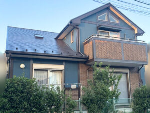 屋根も外壁も最高耐久の無機塗料での素晴らしい仕上がりとなりました。これからも安心して長くお住まいいただけます！